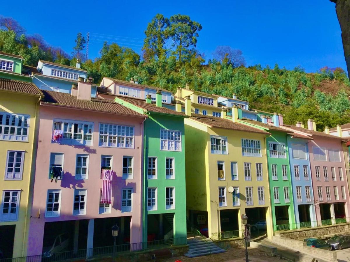 La Casina De Colores De Cudillero Exteriör bild